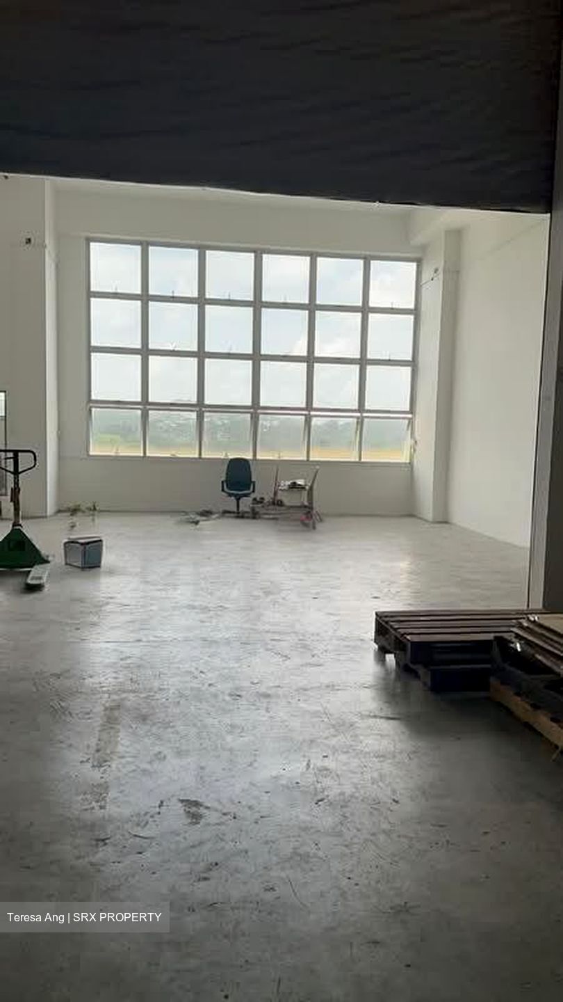 Mandai Connection (D25), Factory #592844051